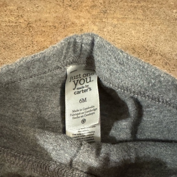 Carters- Adorable Cute Cat Print Onesie and Gray Pants Set 6M - Picture 6 of 6